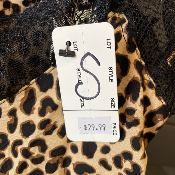 Leopard print blouse - Picture 9 of 9